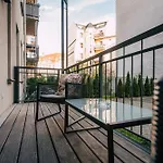 Luga Homes - Zoo Appartamento *