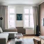 Luga Homes - Zoo Appartement *