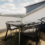 Luga Homes - Zoo *