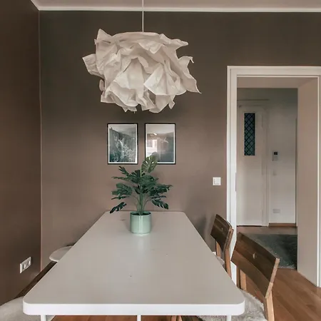 Luga Homes - Zoo Apartmán *