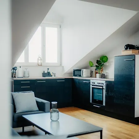 Luga Homes - Zoo Apartamento *