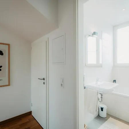 Luga Homes - Zoo Apartamento *