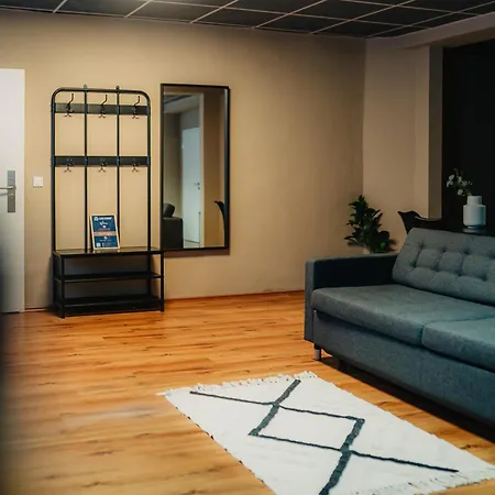 Luga Homes - Zoo Apartmán *